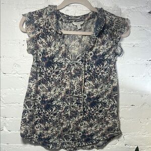 Lucky Brand Floral Print Women's Top with Ruffle accents